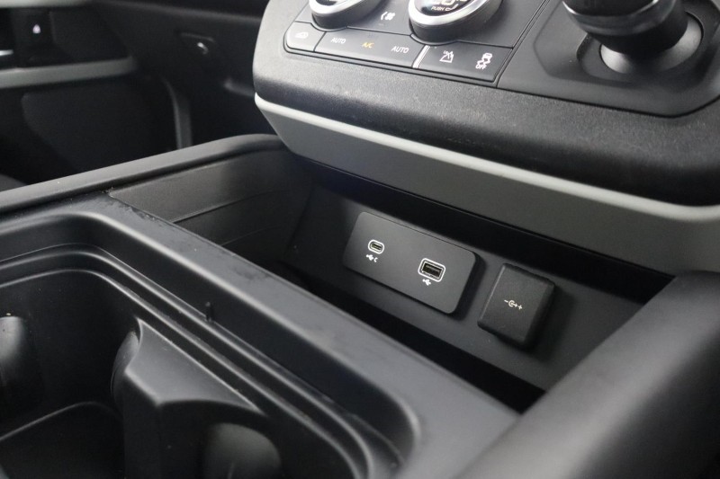 Used Land Rover Defender 2023 for sale - 78199128: Photo 58