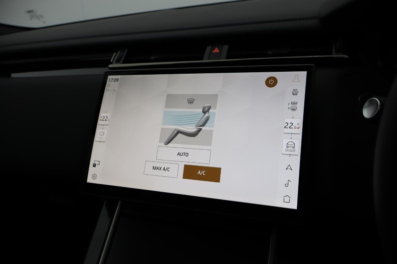 Used Land Rover Range Rover Velar 2025 for sale - 77592356: Photo 45