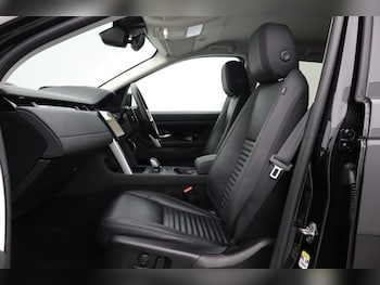 Used Land Rover Discovery Sport 2024 for sale - 77195356: Photo