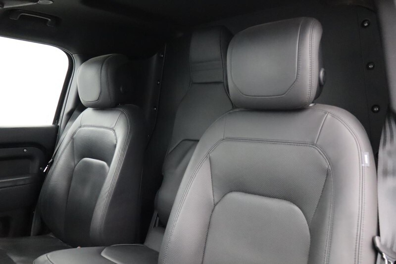Used Land Rover Defender 2022 for sale - 77420512: Photo 24