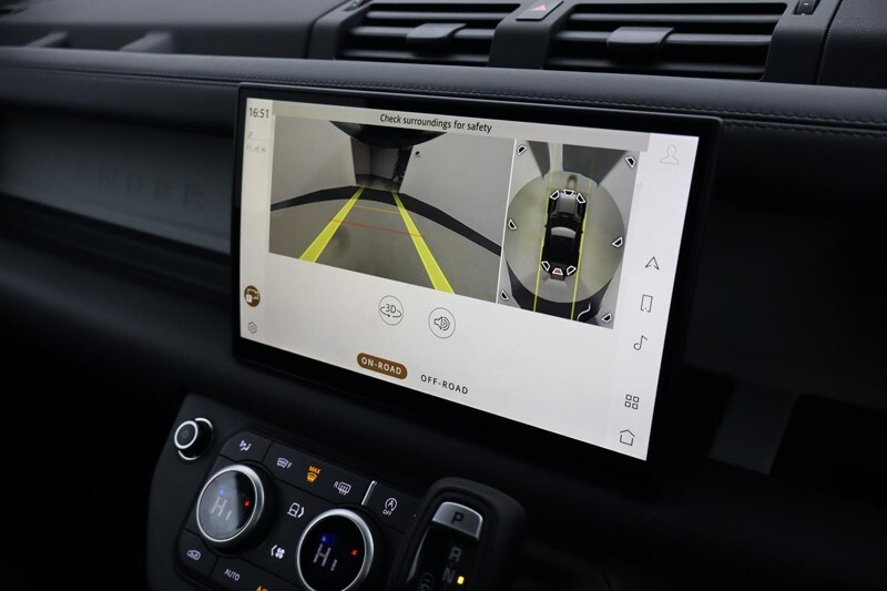 Used Land Rover Defender 2023 for sale - 77504472: Photo 12