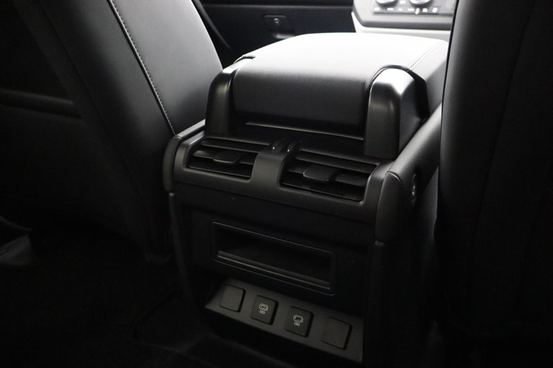 Used Land Rover Defender 2023 for sale - 77504472: Photo 18