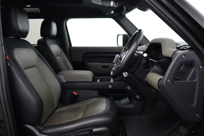 Used Land Rover Defender 2022 for sale - 77774597: Photo 34