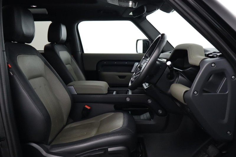 Used Land Rover Defender 2022 for sale - 77774597: Photo 35