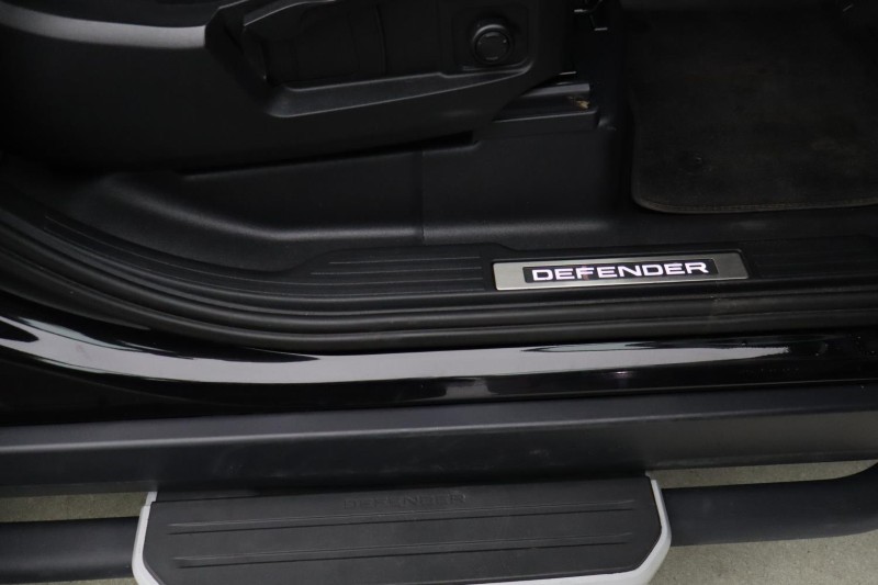 Used Land Rover Defender 2022 for sale - 77774597: Photo 37