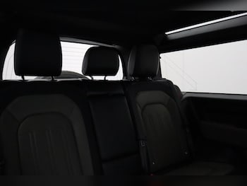 Used Land Rover Defender 2022 for sale - 77774597: Photo