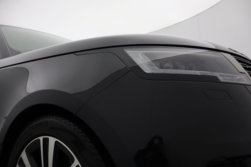 Used Land Rover Range Rover 2024 for sale - 76982516: Photo 17