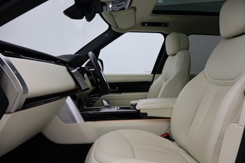 Used Land Rover Range Rover 2024 for sale - 76982516: Photo 33