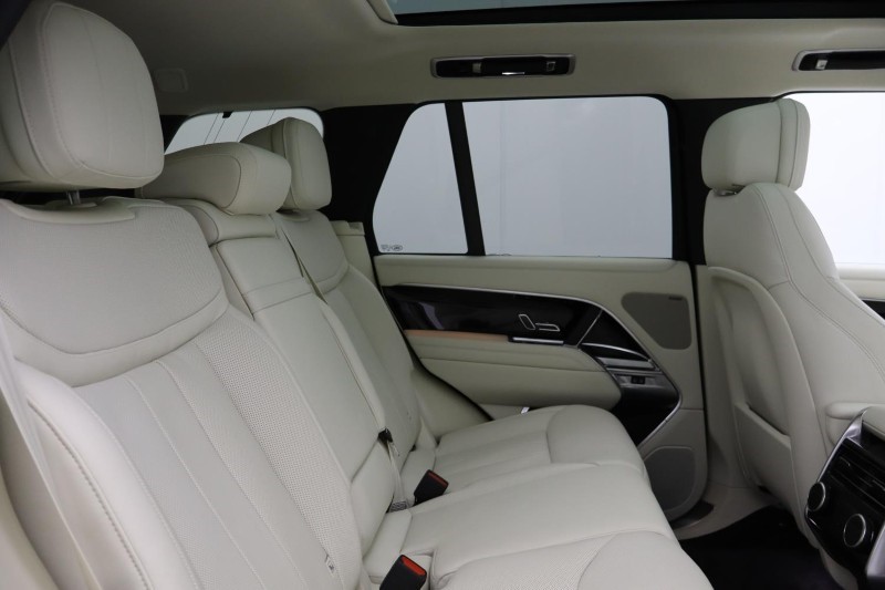 Used Land Rover Range Rover 2024 for sale - 76982516: Photo 37