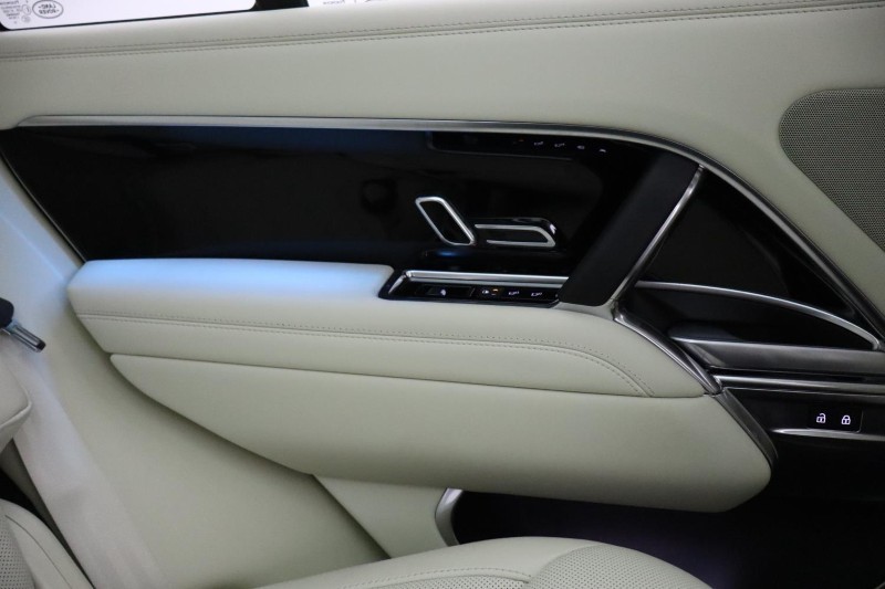 Used Land Rover Range Rover 2024 for sale - 76982516: Photo 69