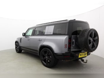 Used Land Rover Defender 2022 for sale - 78568604: Photo