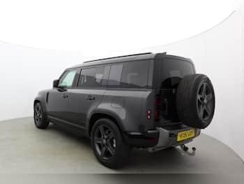 Used Land Rover Defender 2025 for sale - 79868688: Photo