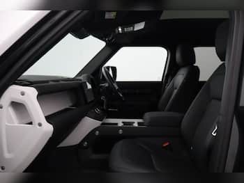 Used Land Rover Defender 2025 for sale - 79868688: Photo