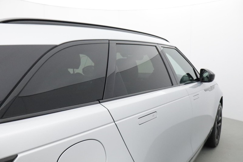 Used Land Rover Range Rover Velar 2025 for sale - 76981486: Photo 29