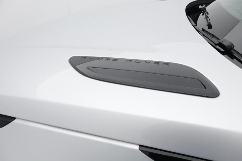 Used Land Rover Range Rover Velar 2025 for sale - 76981486: Photo 35