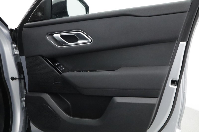 Used Land Rover Range Rover Velar 2025 for sale - 76981486: Photo 41