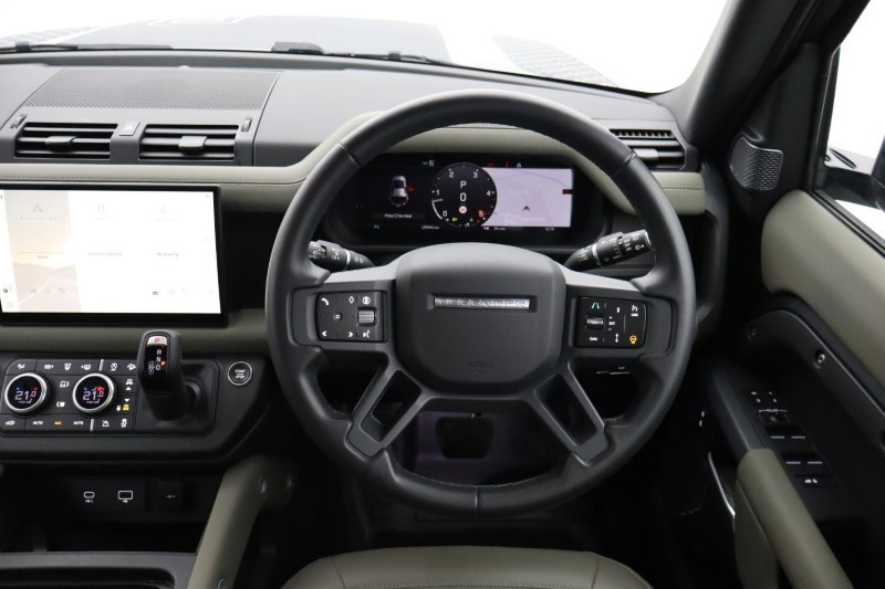 Used Land Rover Defender 2024 for sale - 77988573: Photo 15