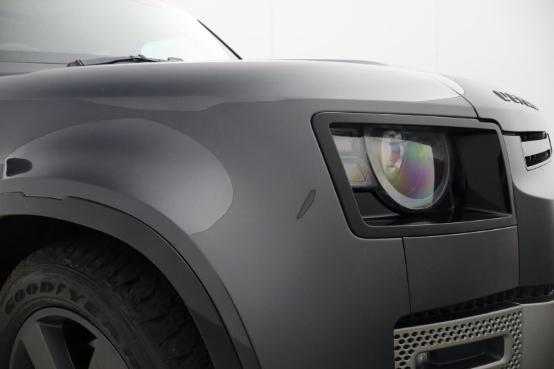 Used Land Rover Defender 2024 for sale - 77988573: Photo 17