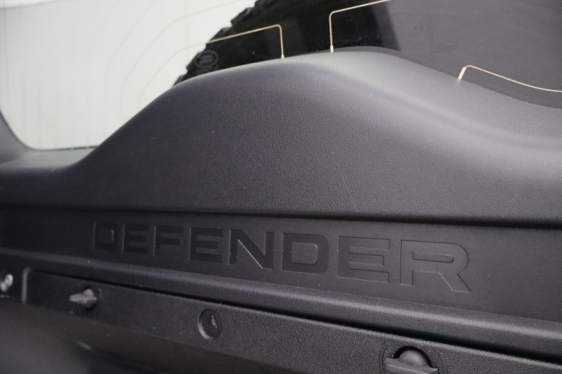 Used Land Rover Defender 2024 for sale - 77988573: Photo 29