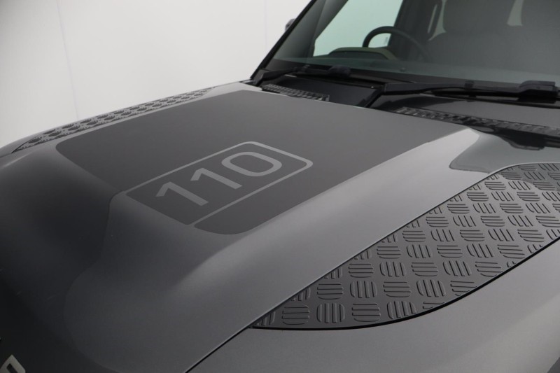 Used Land Rover Defender 2024 for sale - 77988573: Photo 40