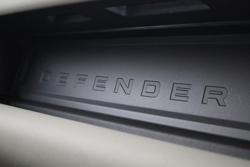 Used Land Rover Defender 2024 for sale - 77988573: Photo 56