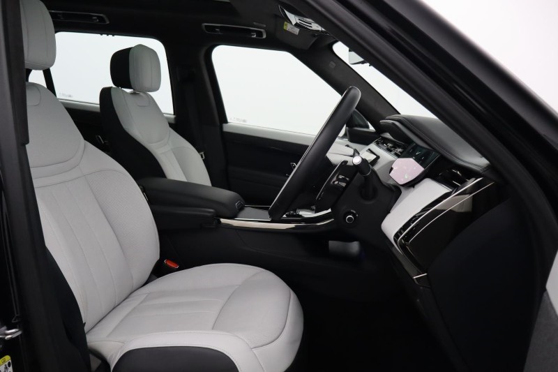 Used Land Rover Range Rover Sport 2024 for sale - 78179947: Photo 38