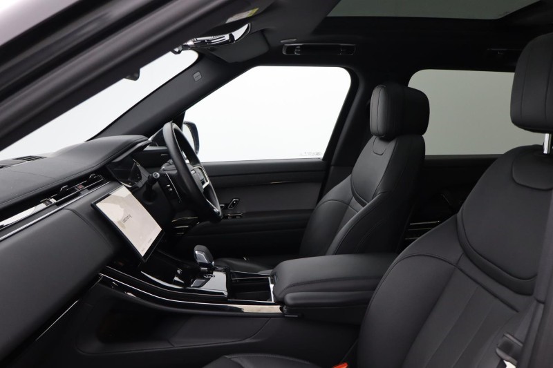 Used Land Rover Range Rover Sport 2024 for sale - 77148044: Photo 3