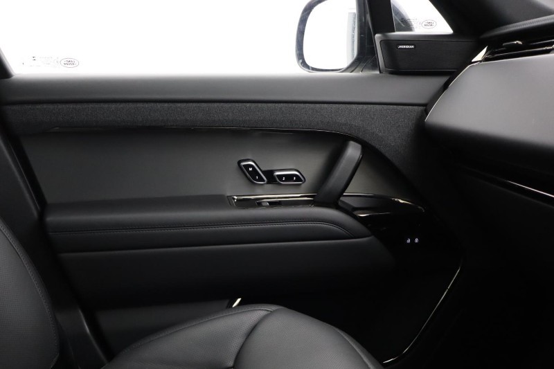 Used Land Rover Range Rover Sport 2024 for sale - 77148044: Photo 38