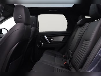 Used Land Rover Discovery Sport 2025 for sale - 78552320: Photo