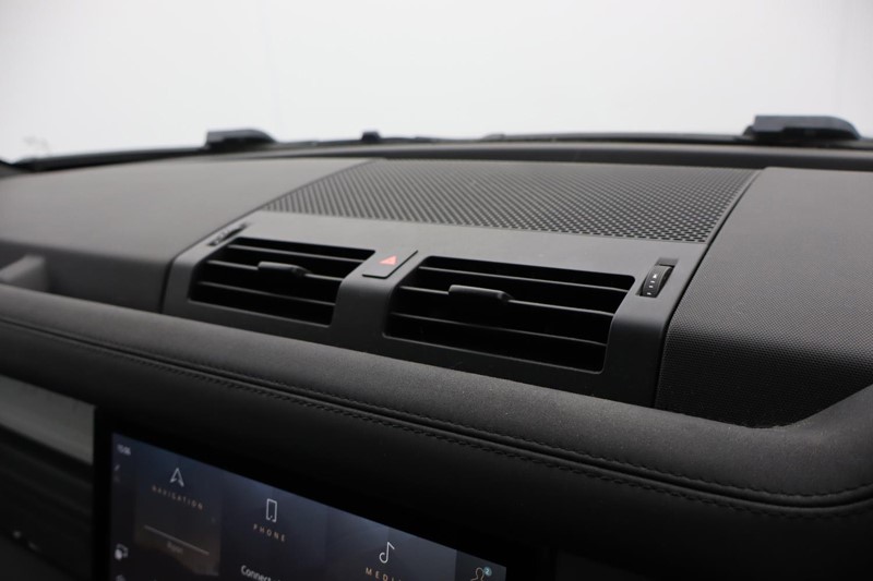 Used Land Rover Defender 2022 for sale - 77504449: Photo 33