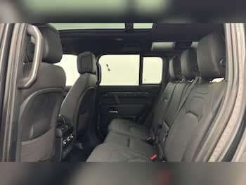 Used Land Rover Defender 2025 for sale - 79649462: Photo