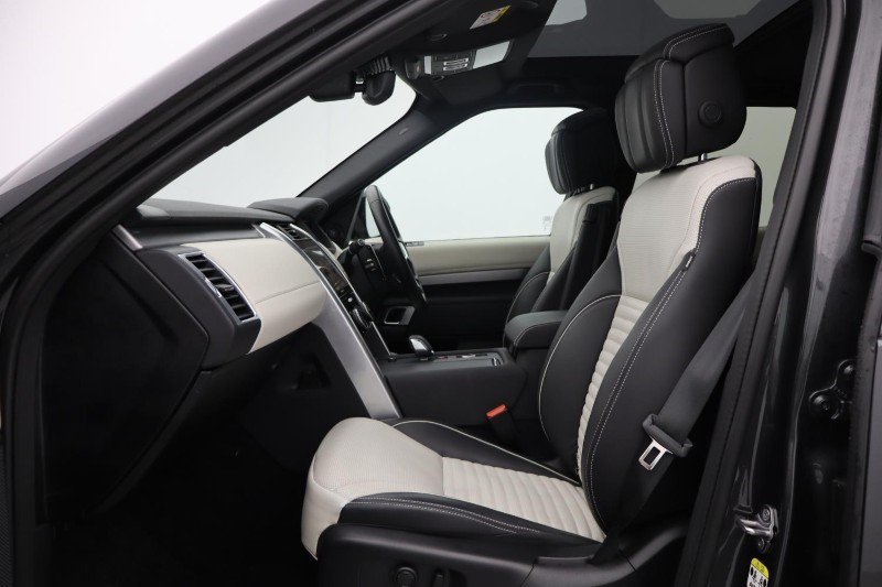 Used Land Rover Discovery 2023 for sale - 77025621: Photo 3