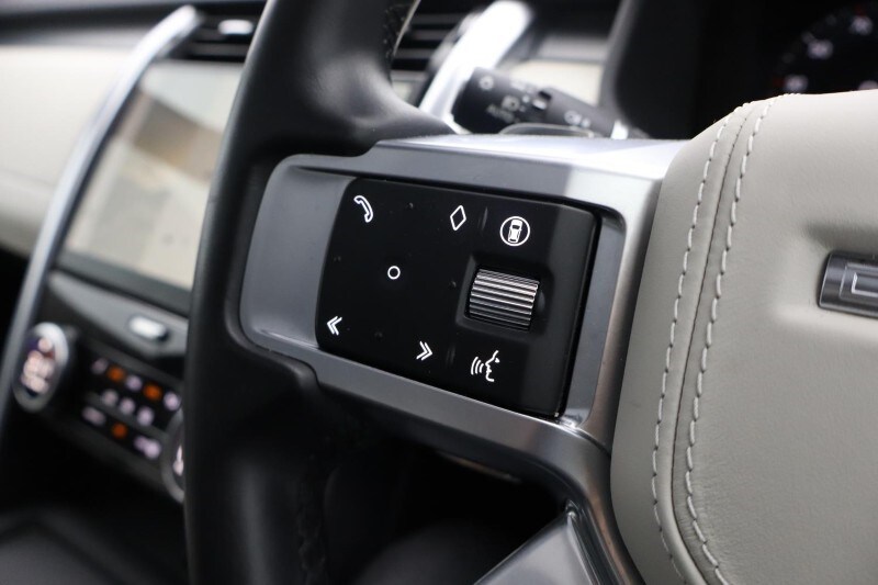 Used Land Rover Discovery 2023 for sale - 77025621: Photo 31