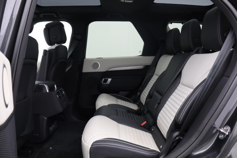 Used Land Rover Discovery 2023 for sale - 77025621: Photo 4