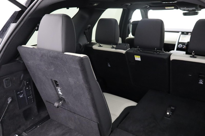 Used Land Rover Discovery 2023 for sale - 77025621: Photo 50