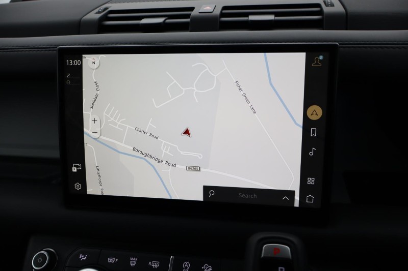 Used Land Rover Defender 2024 for sale - 76982204: Photo 11