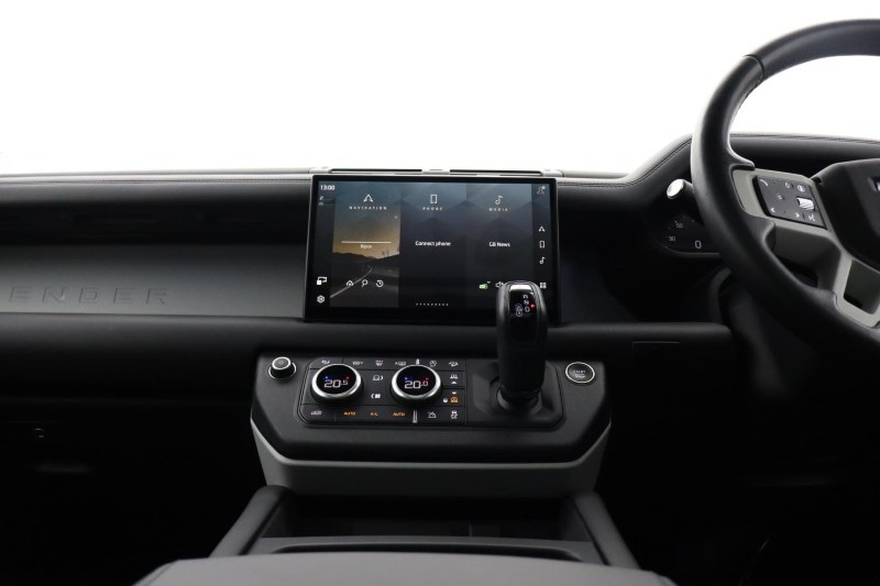 Used Land Rover Defender 2024 for sale - 76982204: Photo 14