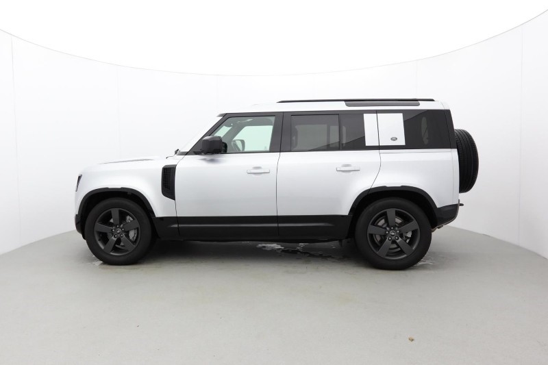 Used Land Rover Defender 2024 for sale - 76982204: Photo 22