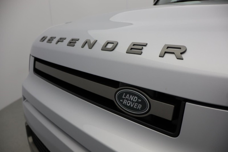 Used Land Rover Defender 2024 for sale - 76982204: Photo 24