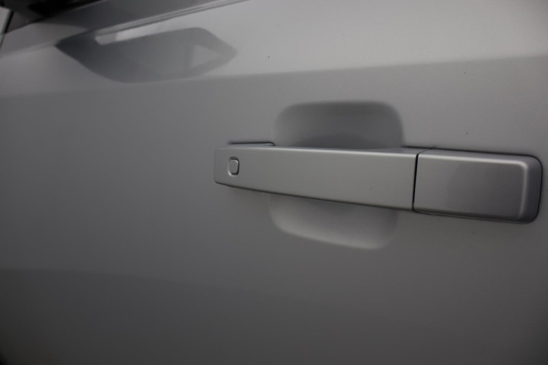 Used Land Rover Defender 2024 for sale - 76982204: Photo 27