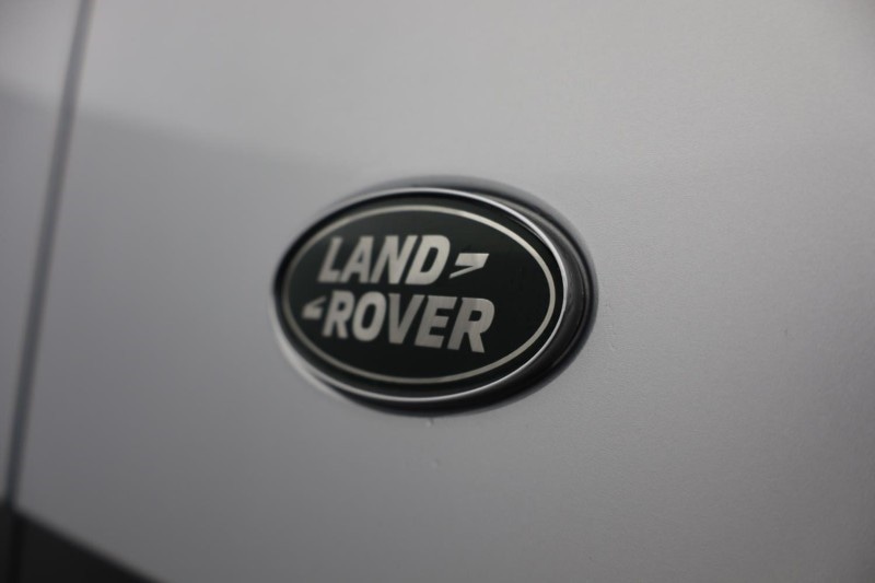 Used Land Rover Defender 2024 for sale - 76982204: Photo 28