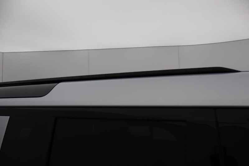 Used Land Rover Defender 2024 for sale - 76982204: Photo 56