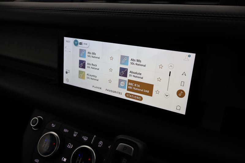 Used Land Rover Defender 2021 for sale - 77248137: Photo 37