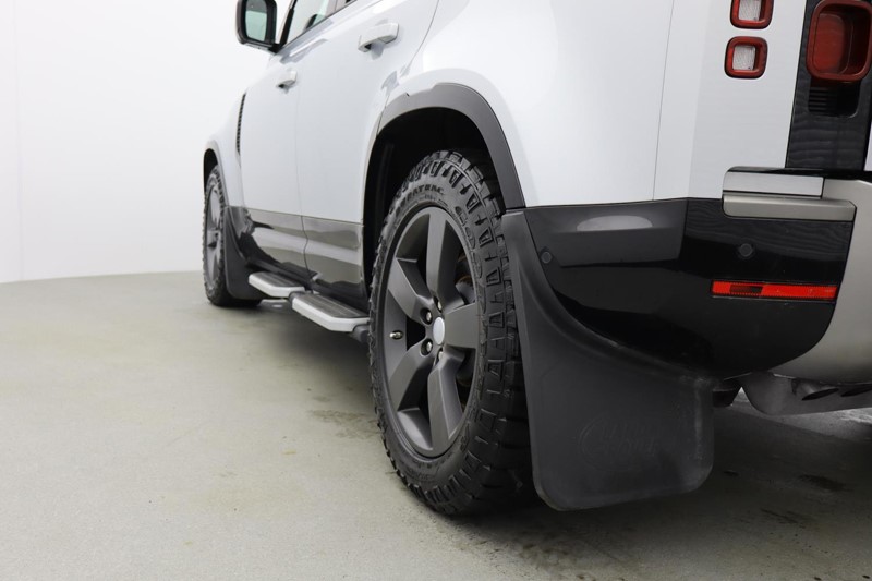 Used Land Rover Defender 2021 for sale - 77248137: Photo 41