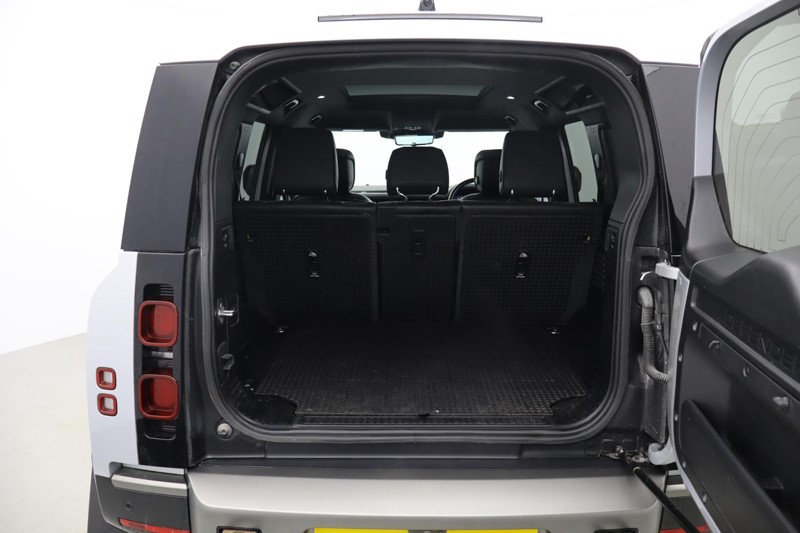 Used Land Rover Defender 2021 for sale - 77248137: Photo 42