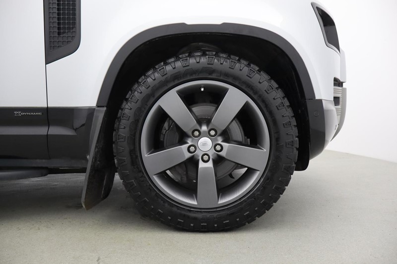 Used Land Rover Defender 2021 for sale - 77248137: Photo 8