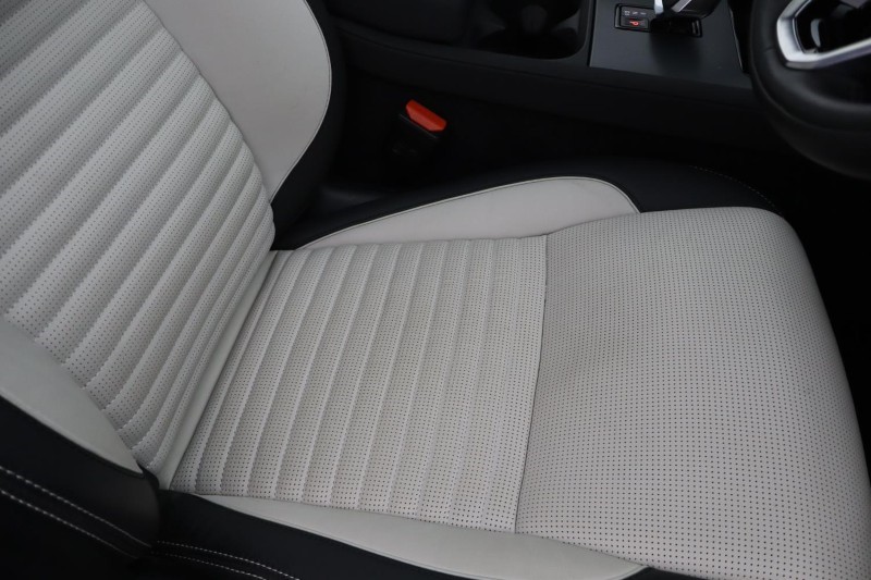 Used Land Rover Discovery Sport 2024 for sale - 77915621: Photo 40