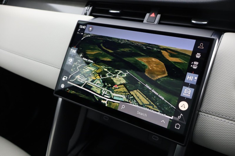 Used Land Rover Discovery Sport 2025 for sale - 76981172: Photo 11