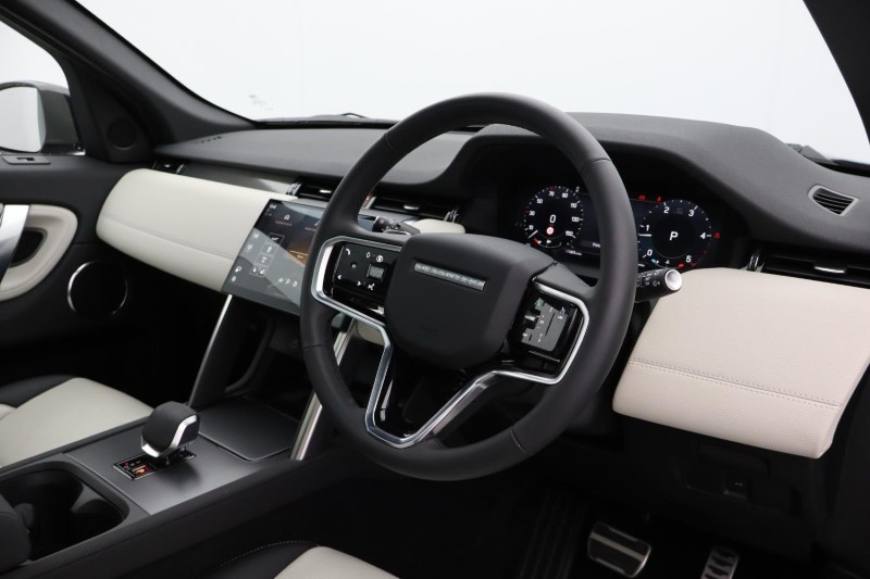 Used Land Rover Discovery Sport 2025 for sale - 76981172: Photo 30