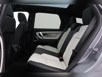 Used Land Rover Discovery Sport 2025 for sale - 76981172: Photo